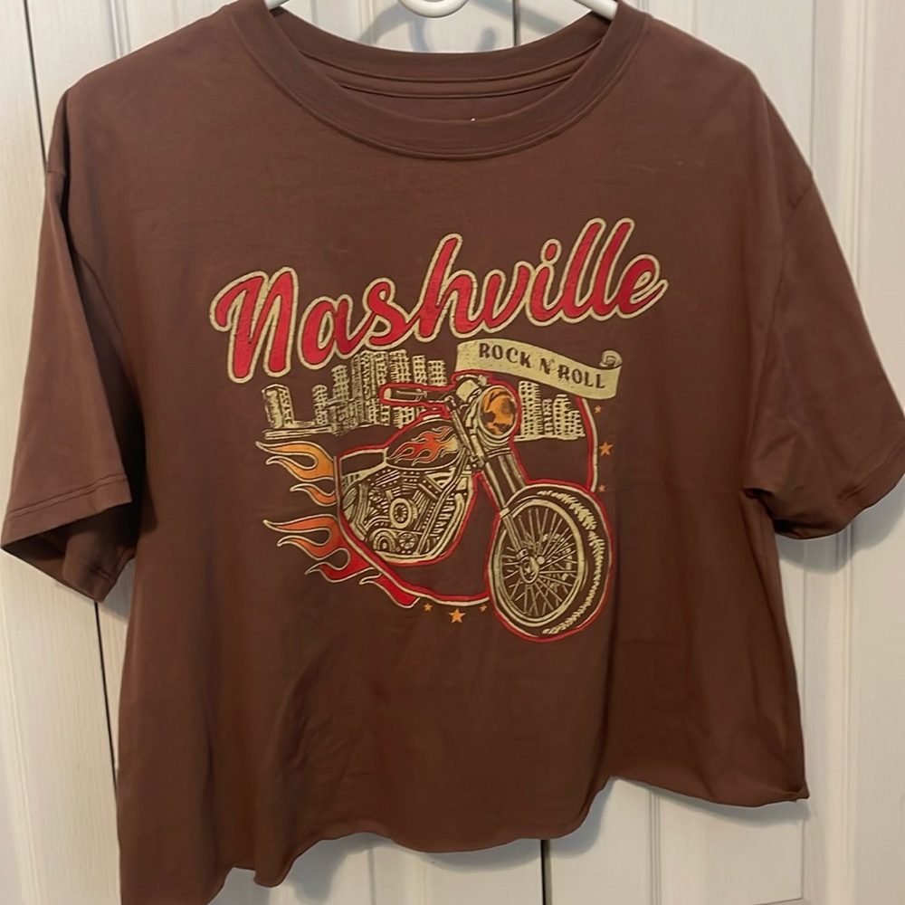 Cold Crush  Nashville Cropped Tee Women’s size Large